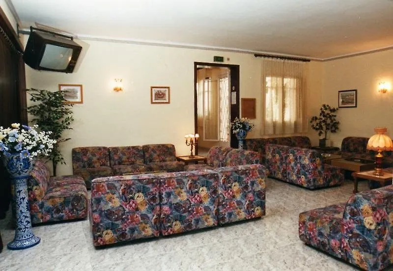 Hostal Bonavista Calella 2*,